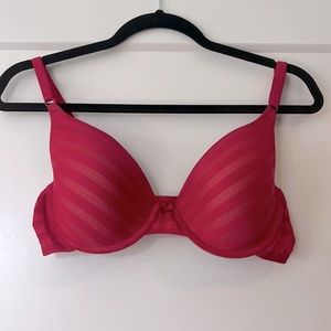 Maidenform red bra 36D like VS PInk